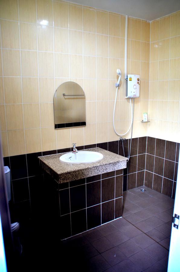 Chao Phraya Home Ban Bon  Extérieur photo